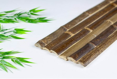 Mitad natural biodegradable de postes del tamaño de bambú de bambú de los listones modificado para requisitos particulares para la decoración
