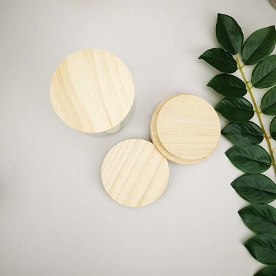 El almacenamiento de madera de encargo de las galletas de los cereales de las tapas de Mildewproof sacude el uso casero de la cocina
