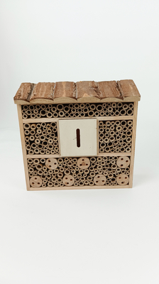 Insecto de madera Casa de abejas Caja colgante Habitat de insectos beneficiosos para la mariposa abeja